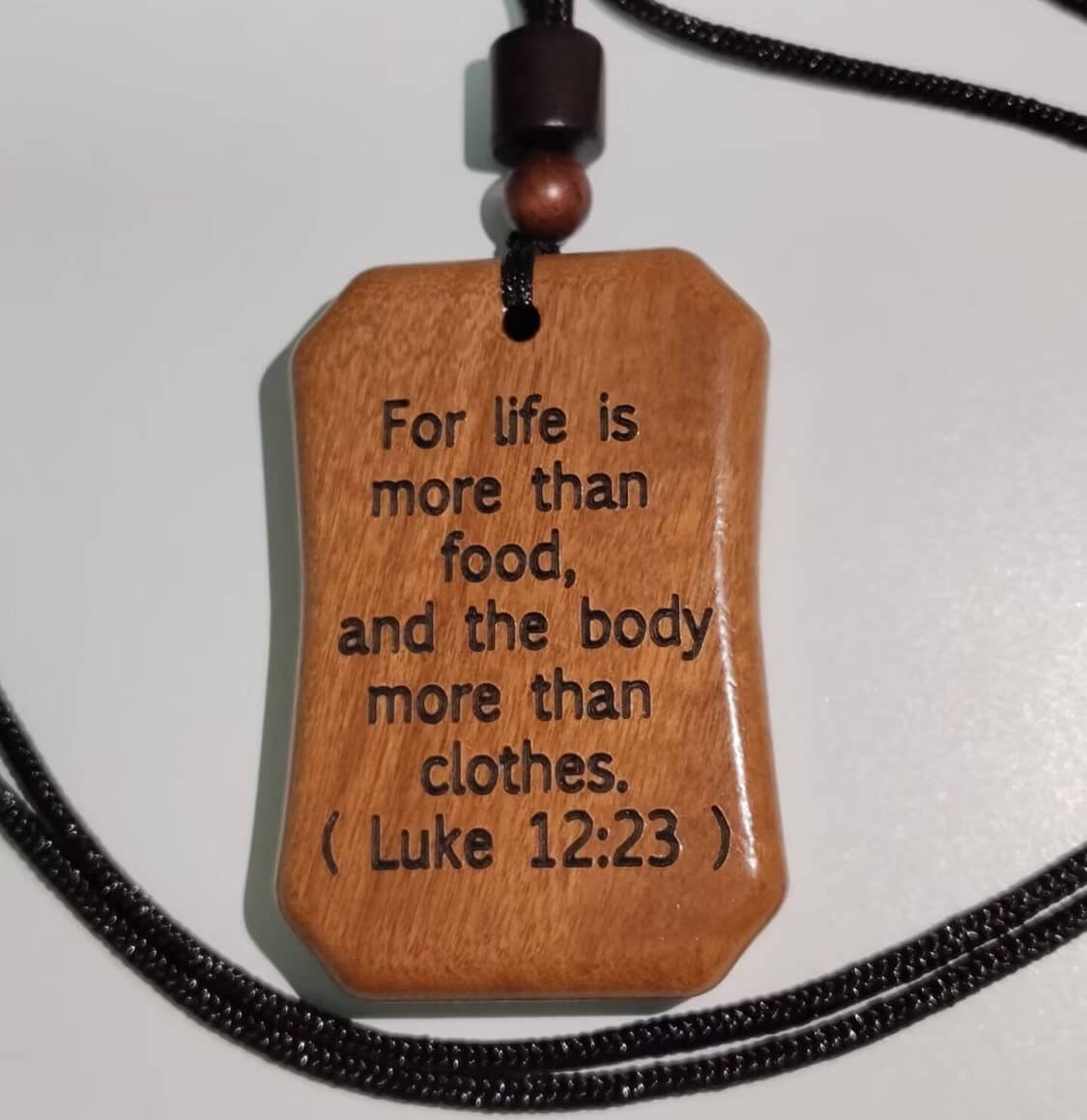 custom engraved necklace (wooden) custom engraved necklace (wooden)